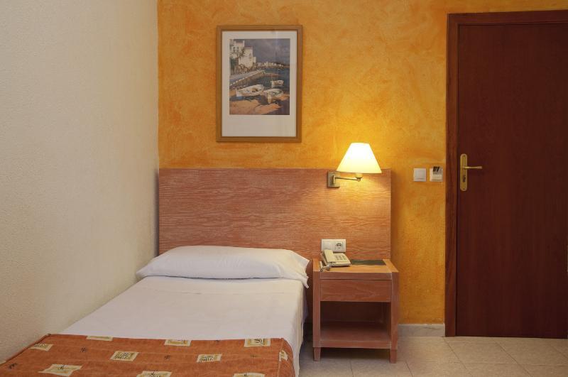 Hm Alma Beach - Adults Only Can Pastilla  Ngoại thất bức ảnh